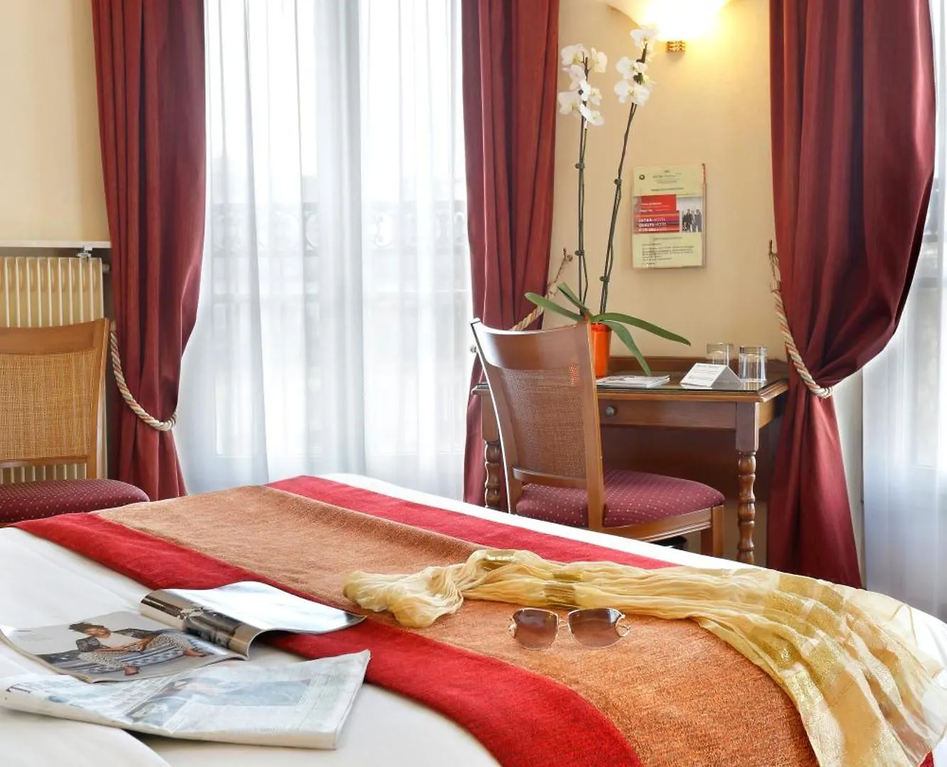Paix Republique Hotel